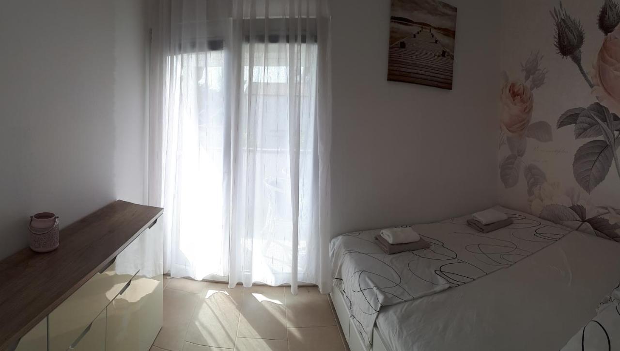 Apartman Raus Sabunike Privlaka  Exterior photo